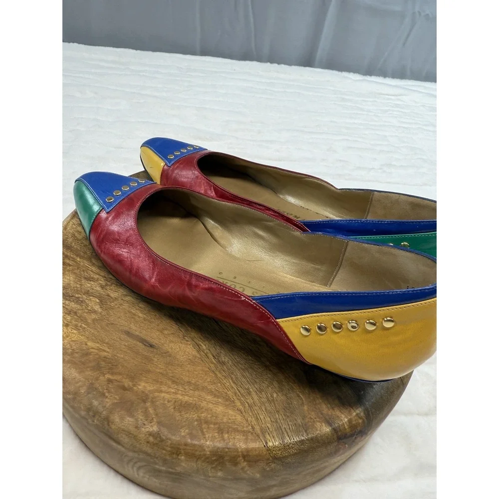 Vintage Thomas Cort Shoes Womens Size 10 AA Multicolor Leather Studded Flats 80s
